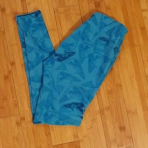 Lularoe OS  leggings Chihuahua